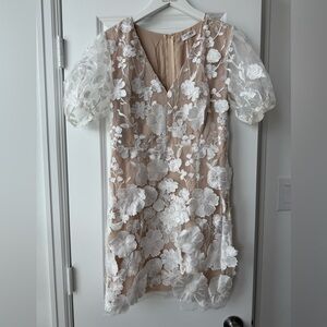Storia Beige Dress with White Floral Lace